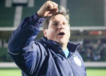 Matheus Costa destaca força mental do Guarani na vitória de virada sobre o Ypiranga