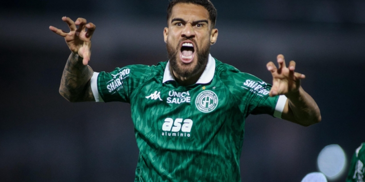 Gol relâmpago contra o Confiança deixa o Guarani a um passo da segunda fase