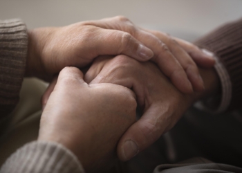 Riscos modificáveis estão associados a quase 60% dos casos de demência