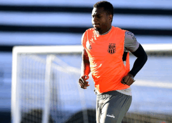 Volante Dudu se despede da Ponte Preta e voltará ao Vitória