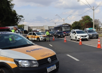 Pneu careca e irregularidades na iluminação lideraram infrações de julho