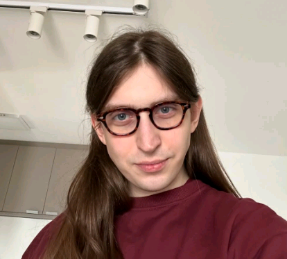 Artigo: “Adultizando” – por André Naves