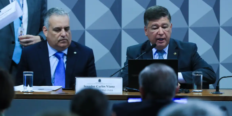 Oposição elege presidente e relator da CPMI do INSS