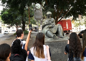 Alunos da rede municipal exploram memória afro-campineira em passeios por Campinas