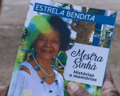 Mestra Sinhá lança livro autobiográfico em evento na Prefeitura de Campinas