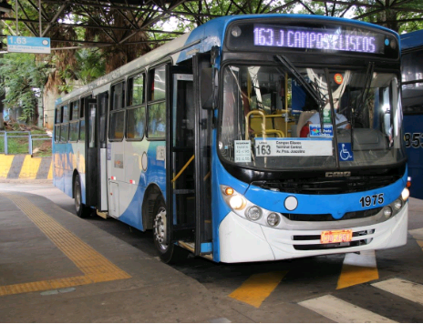 Duas linhas de ônibus em Campinas têm mudanças no atendimento a partir desta segunda
