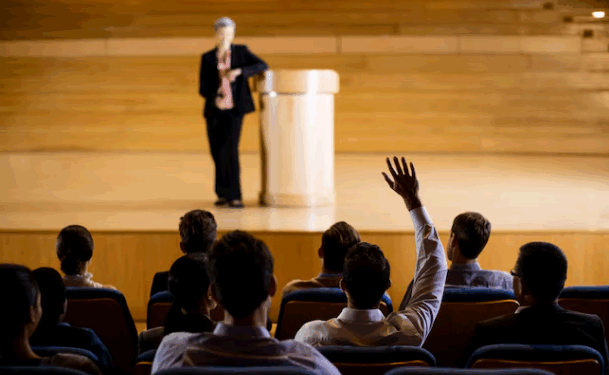 A força da vulnerabilidade na oratória – por Cecília Lima