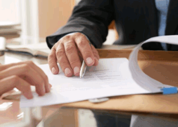 Artigo – A transferência de comando nas empresas familiares: o testamento como ferramenta de sucessão – por Giovanna Spatti Rossagnesi