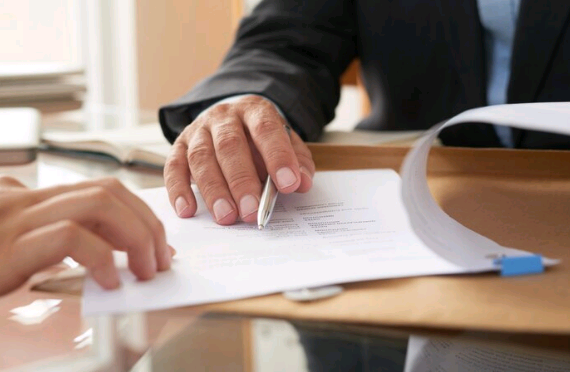 Artigo – A transferência de comando nas empresas familiares: o testamento como ferramenta de sucessão – por Giovanna Spatti Rossagnesi