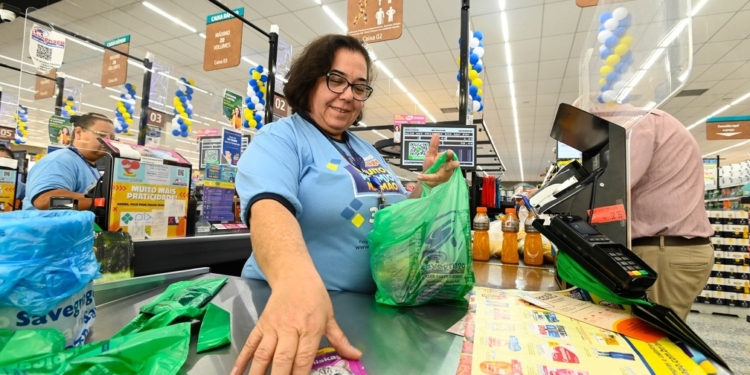 Vagas no setor supermercadista pelo Cpat crescem mais de 300% em 2024
