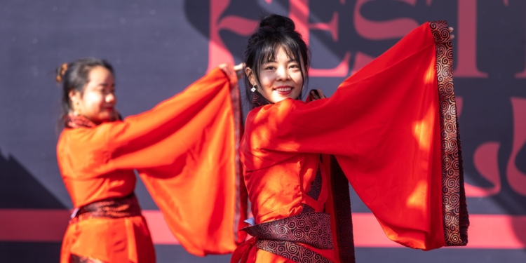 Festival da Lua e Feira Hippie são atrações no Centro de Convivência neste fim de semana