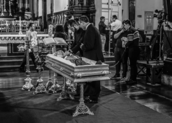 Dom Gilberto é sepultado na cripta da Catedral Metropolitana; veja fotos