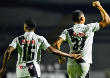 Expulsões, goleada e vitória fora: o retrospecto da Ponte diante dos rivais do quadrangular