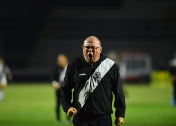 Marcelo Fernandes convoca torcida da Ponte para decisão que pode garantir acesso à Série B