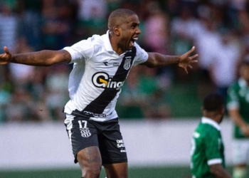 Ponte Preta supera saídas de titulares com boa fase do elenco atual