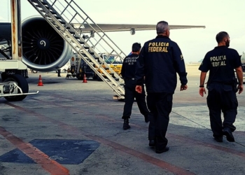 PF prende suspeitos de recrutar viajantes para transporte internacional de cocaína