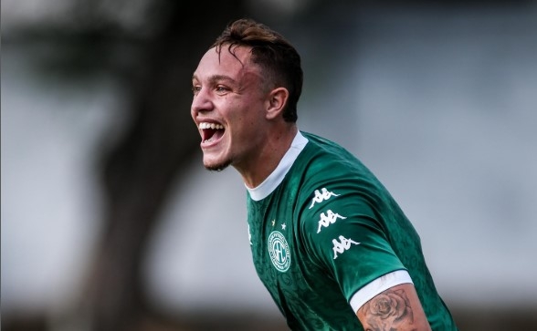 Artilheiro do time sub-20 renova com o Guarani e dois rescindem contrato