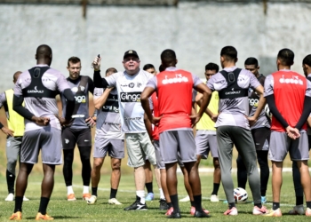 Ponte Preta tem dúvidas para duelo decisivo contra o Náutico
