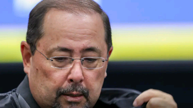 Em segundo dia de julgamento, defesa diz que não há uma única prova que ligue Bolsonaro a golpe