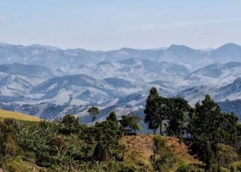 Icônica, Serra da Mantiqueira ganha revista cultural que exalta suas belezas e história