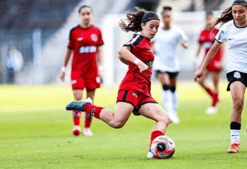 Sesi está com 154 vagas abertas na região para formação no futebol feminino