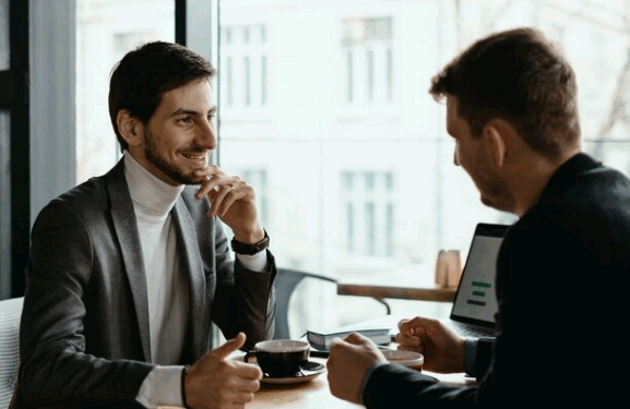 O que você fala quando acha que não está sendo ouvido – por Cecília Lima