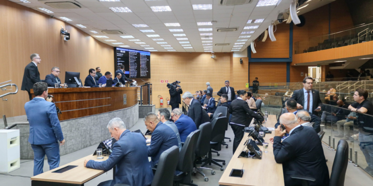 Câmara de Campinas vota lei que obriga notificação em casos de intoxicação por metanol