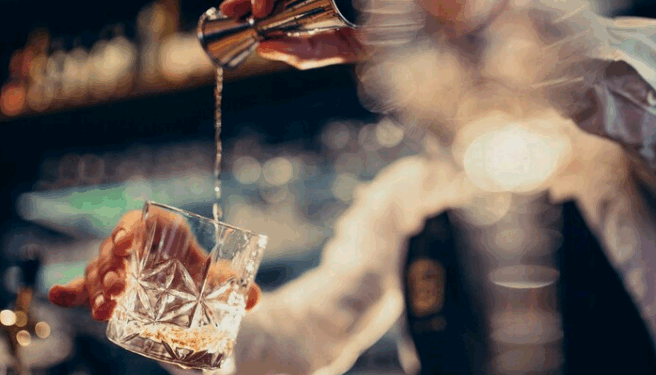 Saúde emite alerta sobre intoxicação por metanol para redes pública e privada de Campinas