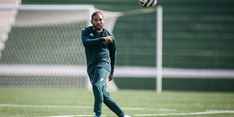 Diego Torres volta ao palco onde ‘desencantou’ com a camisa bugrina