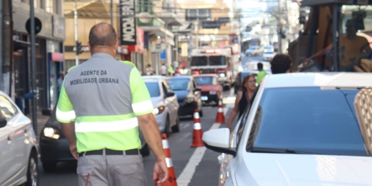 Emdec fecha trecho da Rua Barão de Atibaia na Vila Itapura nesta terça-feira