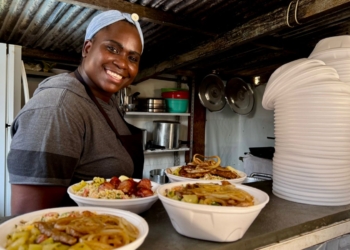 Kelly tempera sonhos e impulsiona empreendedorismo em comunidade de Campinas