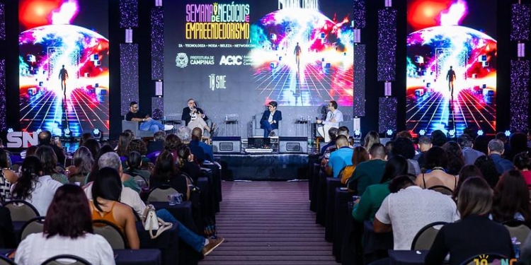 SNE 2025 abre com tema ‘Liderança Generativa’ e discute novo papel do líder na era da inteligência artificial