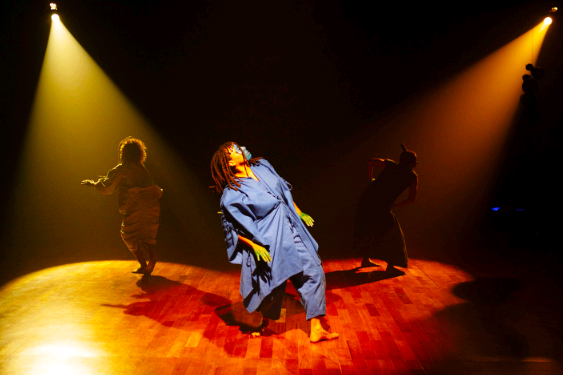 Espetáculo gratuito de dança celebra ancestralidade negra em Ilhabela