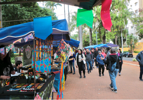 Feira Hippie terá horário ampliado e concerto da Orquestra Sinfônica neste sábado