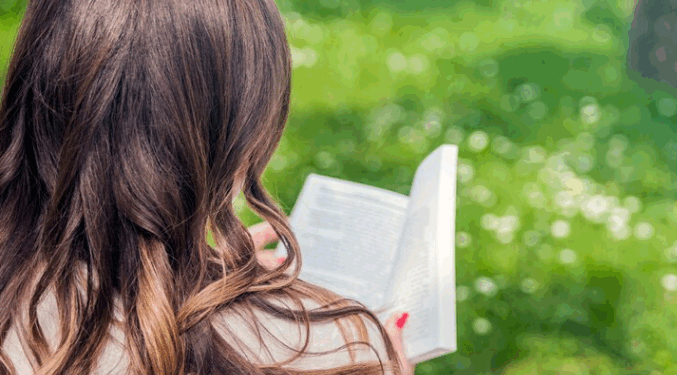 Solitude: o conforto e aconchego de uma adolescente – por Maria Eduarda da Silva Lima