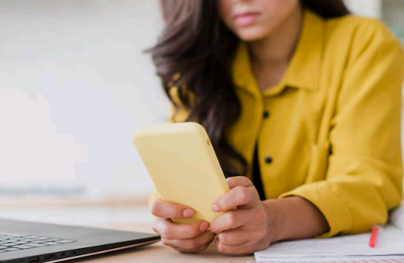 Pesquisa investiga desinformação sobre câncer e nível de letramento digital em saúde dos brasileiros