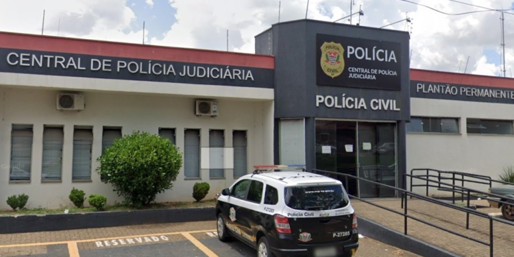 Homem é preso após matar mulher a facadas e ocultar corpo em lago em Mogi Guaçu