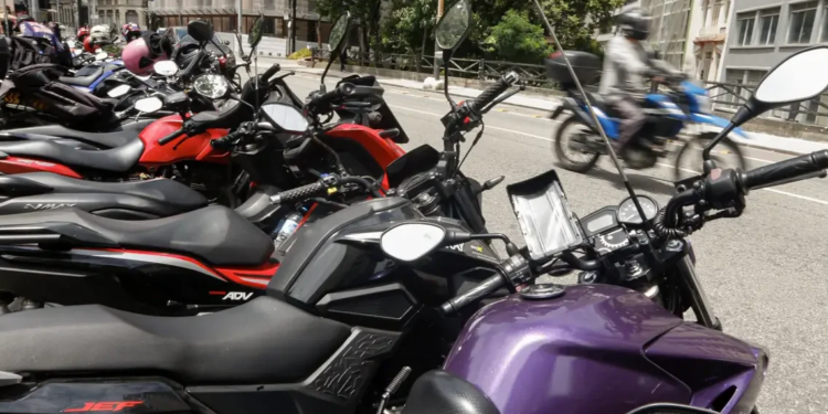 Crescimento do trabalho por aplicativos consolida a precarização, aponta IBGE