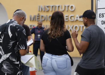 Cláudio Castro: operação foi “sucesso” e policiais mortos foram únicas vítimas