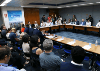 Prefeitos da RMC decidem implantar projeto-piloto com ações para população em situação de rua