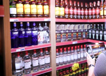 Vigilância Sanitária de Americana apreende 600 litros de bebidas durante blitz