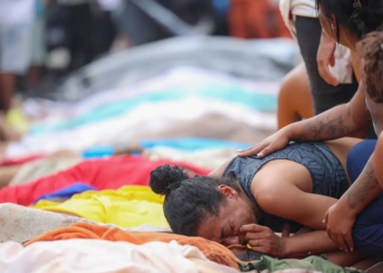 Defensoria diz que passa de 130 o número de mortos em operação no Rio; veja imagens