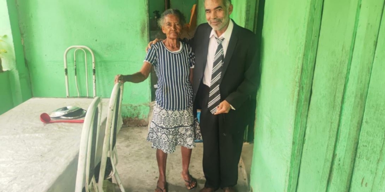 Morador em situação de rua reencontra família após passar 12 anos em Campinas