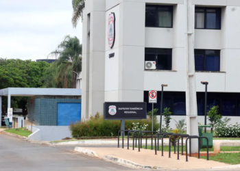 STF determina início da pena de Bolsonaro em regime fechado