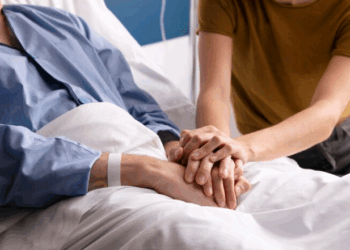 Artigo – Amar até o fim: o que fazer quando a medicina não pode curar – por Maria Fernanda Carvalho