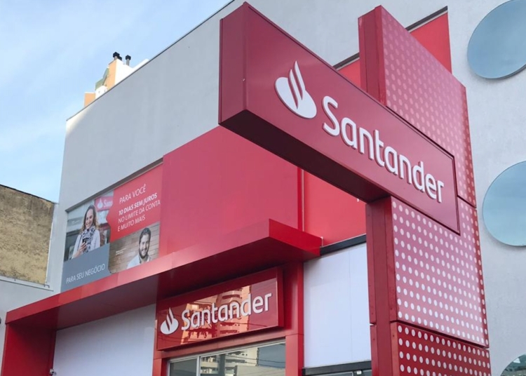 Santander amplia contratação de assessores de investimentos em 18 municípios de São Paulo