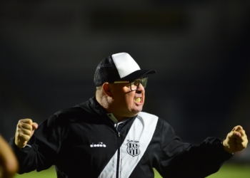 Ponte Preta renova contrato de Marcelo Fernandes até o fim de 2026