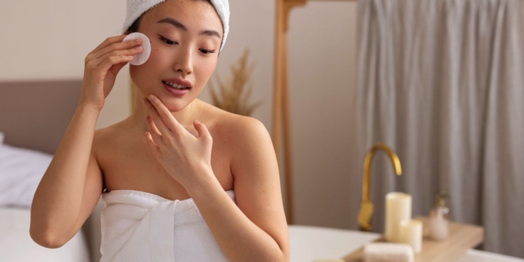 A onda coreana que virou febre no skincare brasileiro — e o que isso muda na sua rotina – por Daniela Nucci