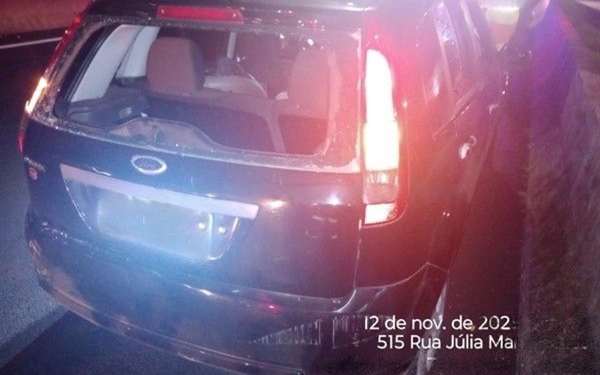 Pedestre morre atropelado e motociclista fica em estado grave em acidente na Anhanguera