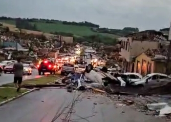 Ciclone causa destruição, deixa 6 mortos e 430 feridos no Paraná
